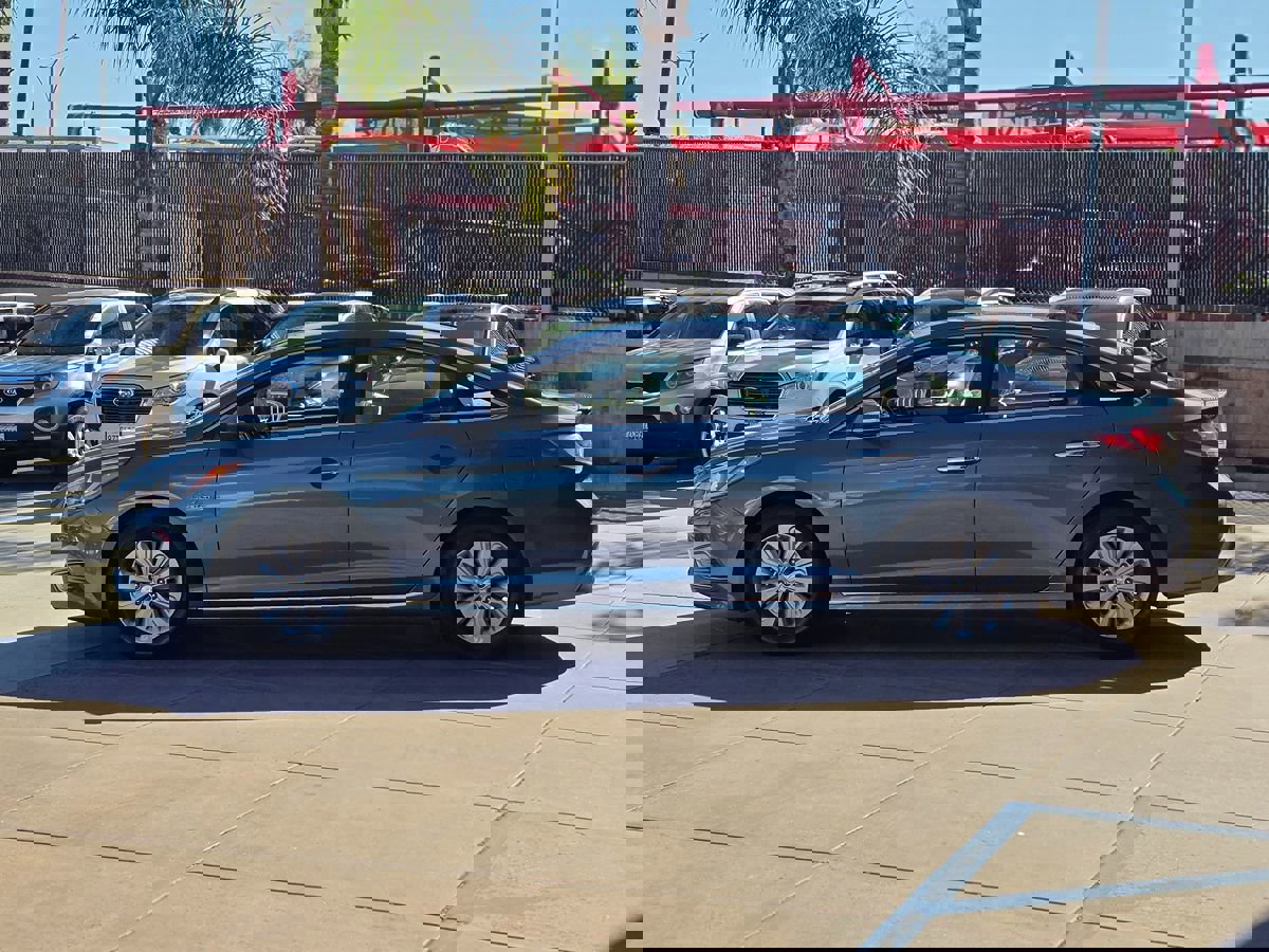 Used 2016 Hyundai Sonata SE image 11