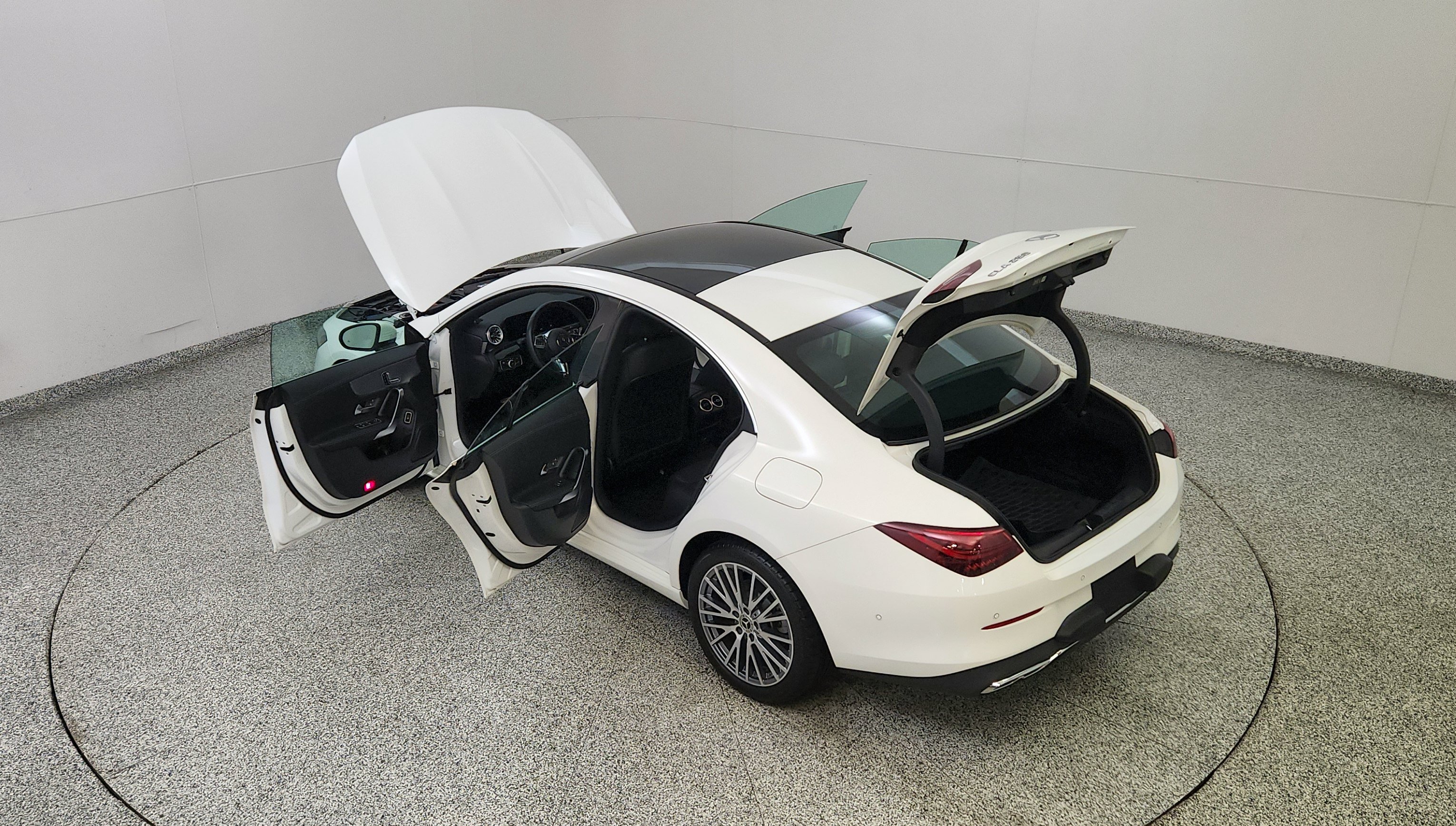 Used 2025 Mercedes-Benz CLA 250 image 18