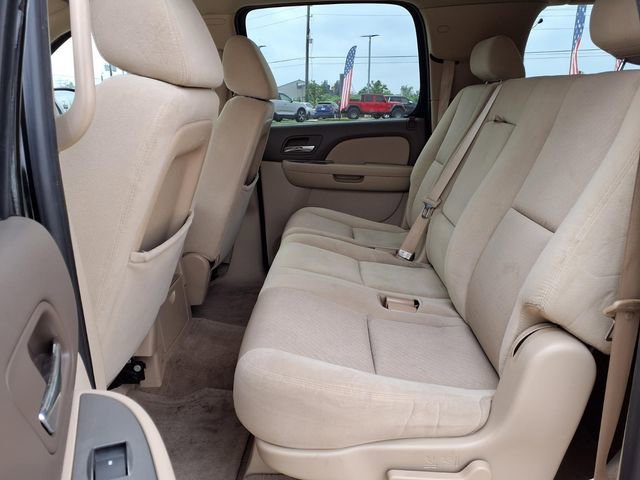 Used 2009 Chevrolet Suburban LS RWD image 7