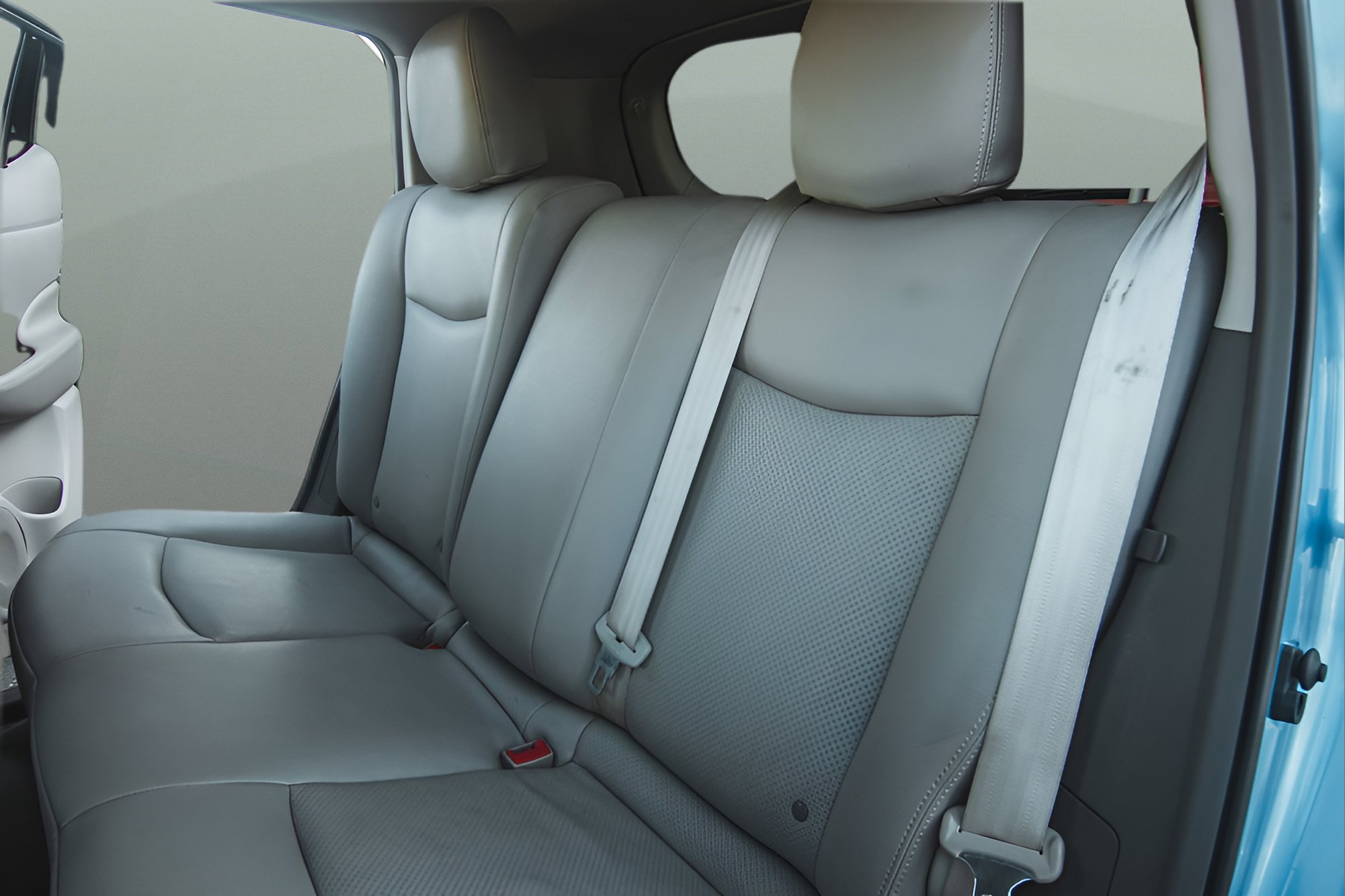 Used 2011 Nissan Leaf SL FWD image 7