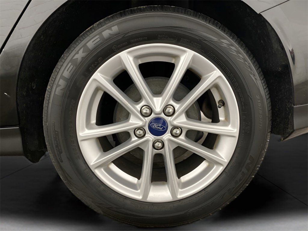 Used 2015 Ford Focus SE image 21