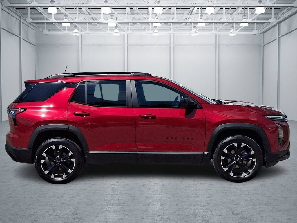 Certified 2025 Chevrolet Equinox RS FWD image 9