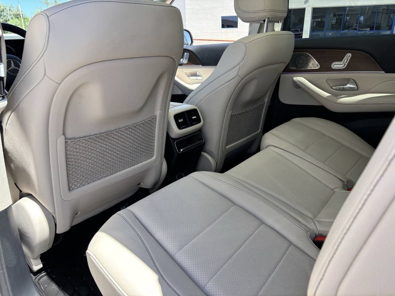 Used 2024 Mercedes-Benz GLS 450 4MATIC image 15