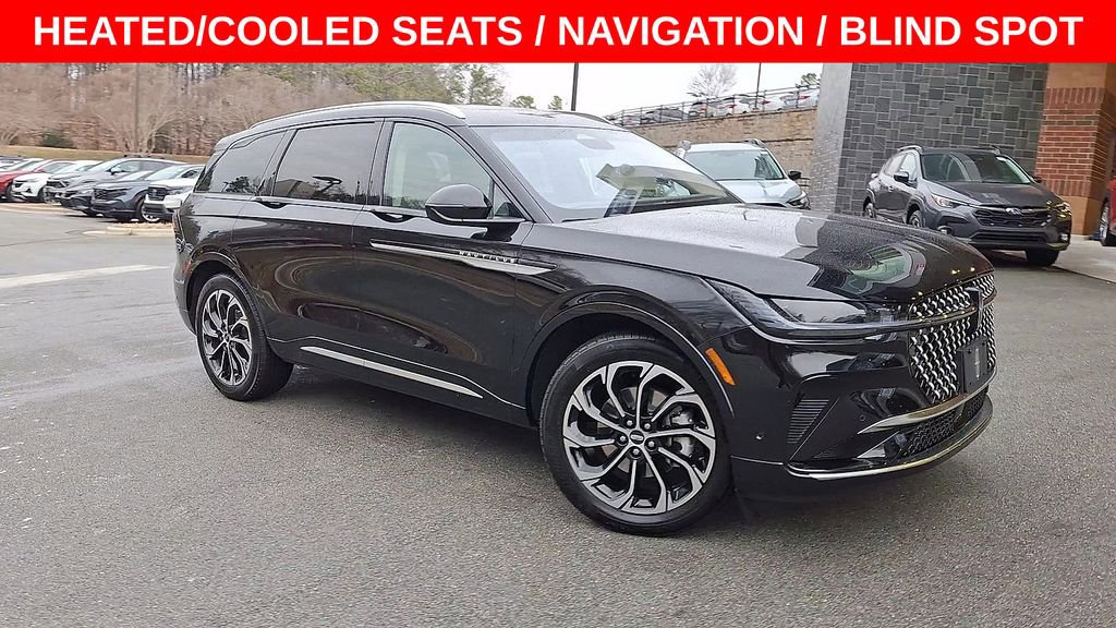 Used 2024 Lincoln Nautilus Reserve w/ Equipment Group 202A image 2