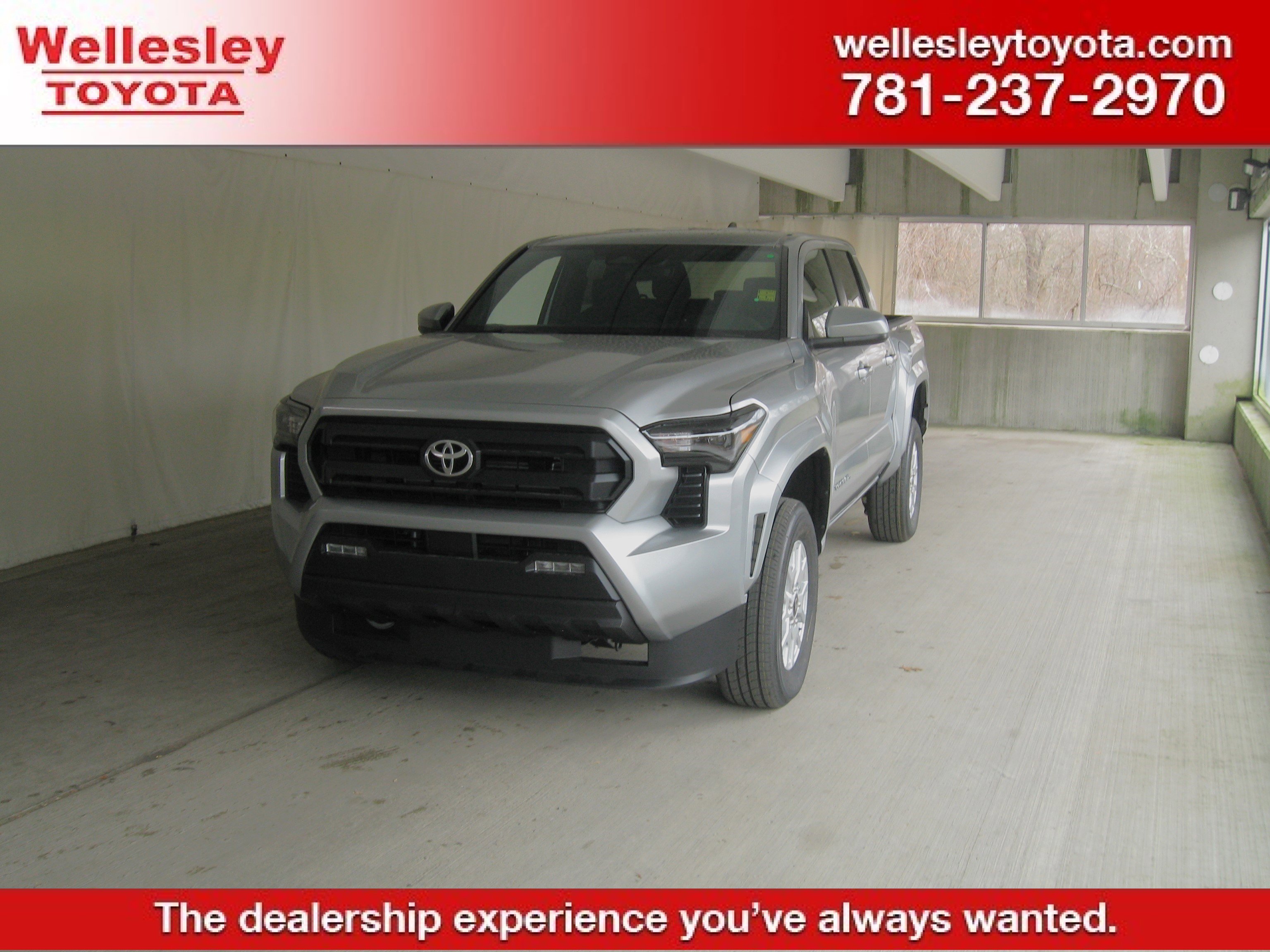 New 2025 Toyota Tacoma SR5