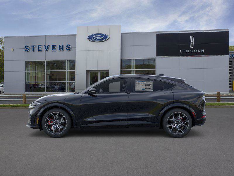 New 2025 Ford Mustang Mach-E GT image 4