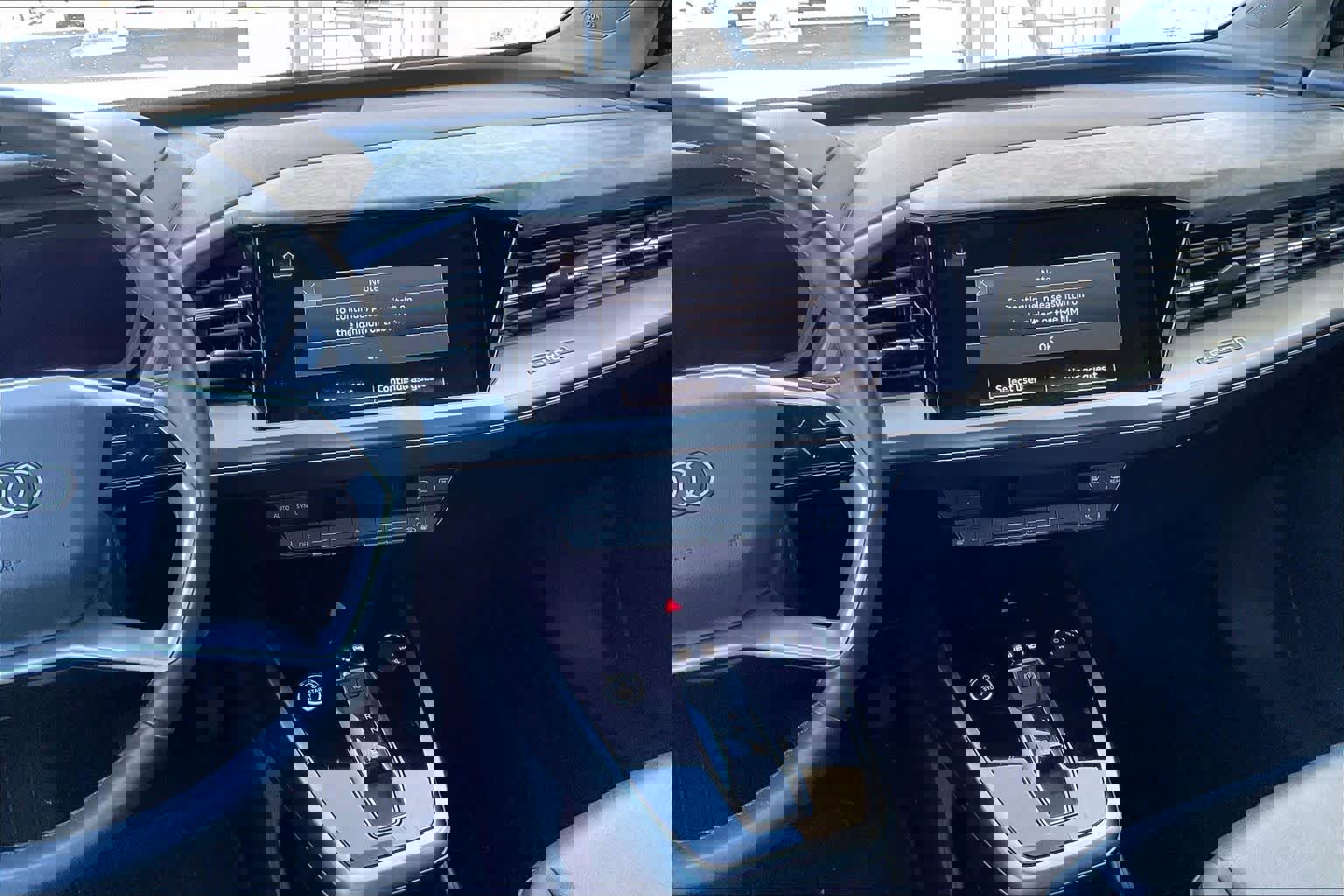 Used 2023 Audi Q4 e-tron Premium Plus image 7