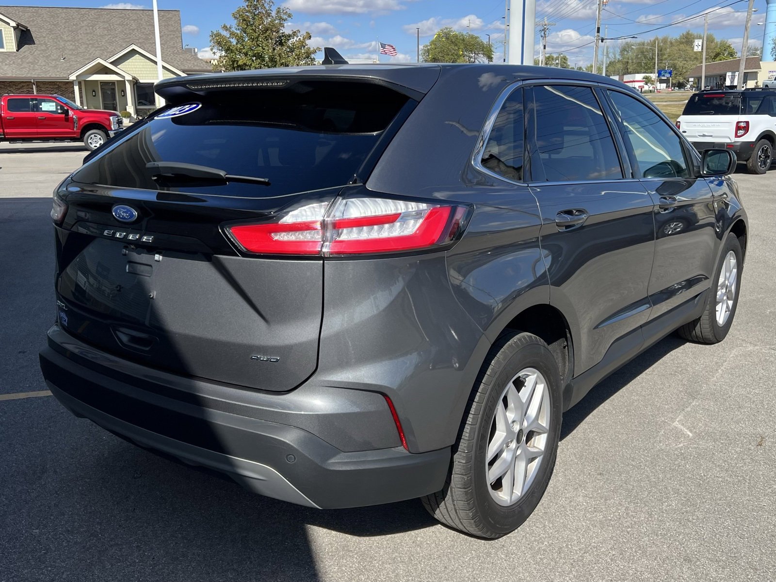 Used 2023 Ford Edge SEL w/ Convenience Package image 7