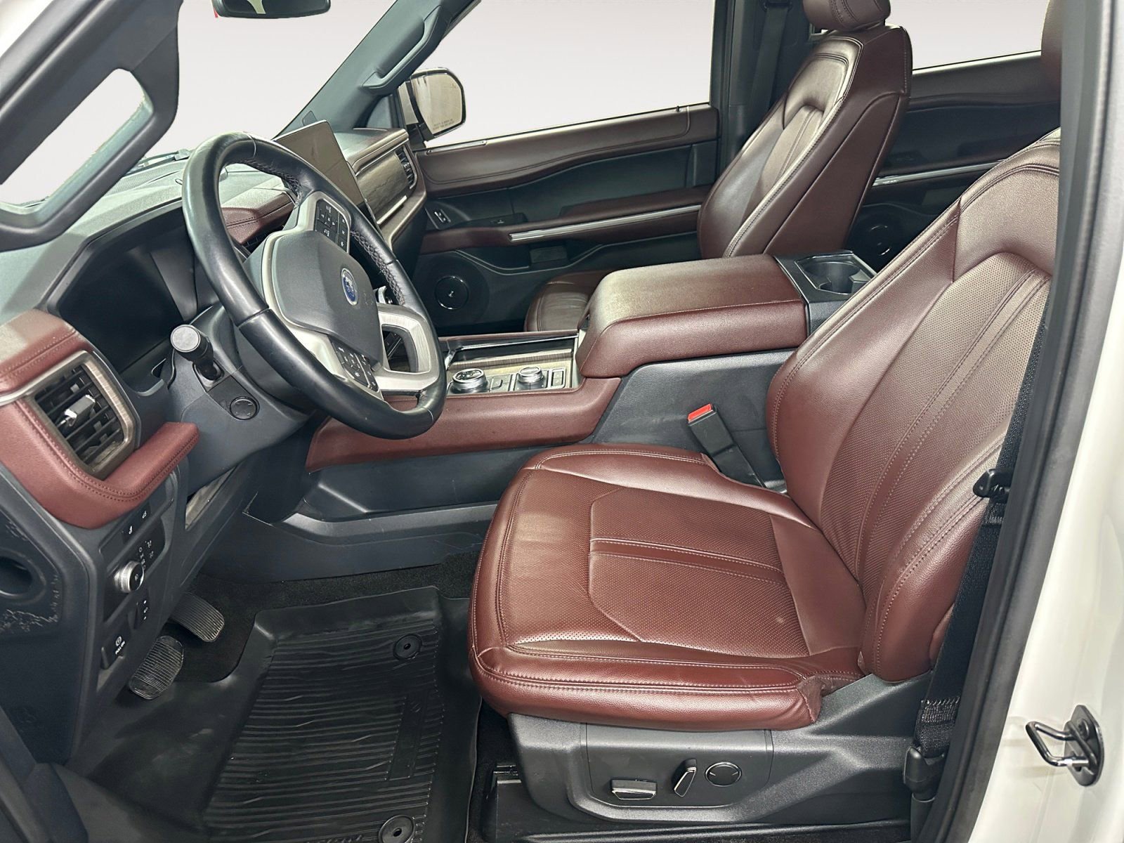 Used 2022 Ford Expedition Max Limited image 8