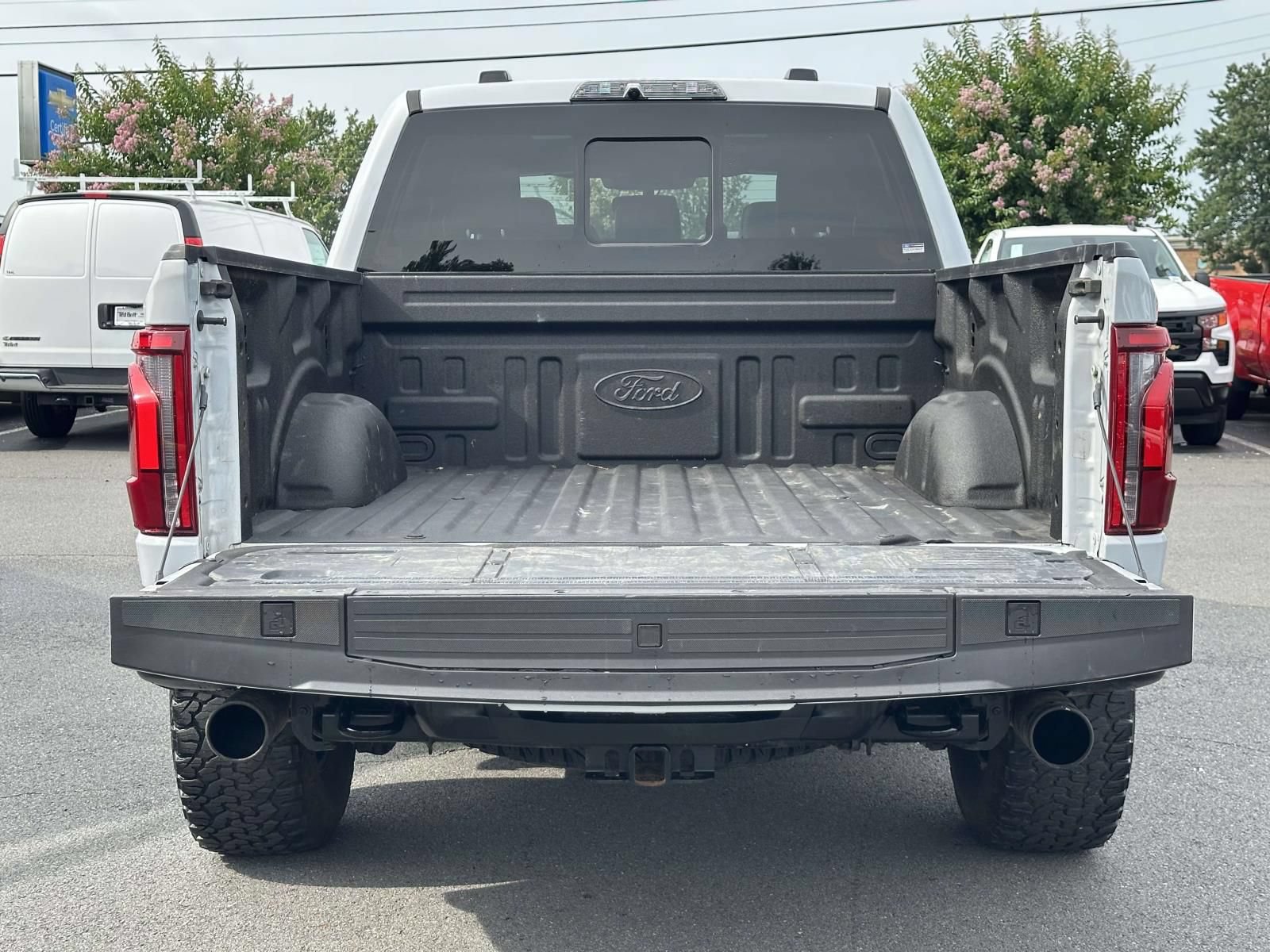 Used 2025 Ford F150 Raptor AWD/4WD image 26