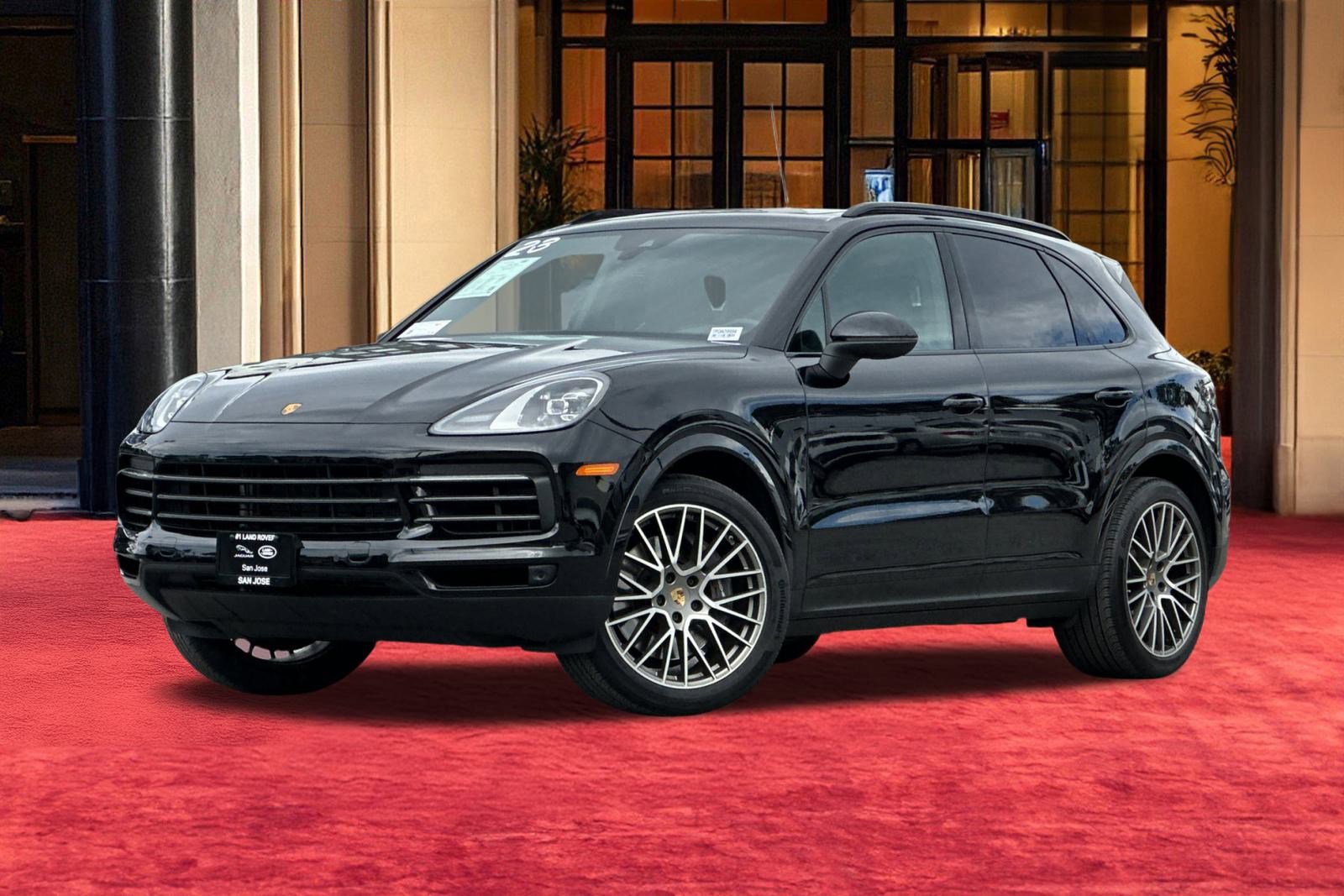 Used 2023 Porsche Cayenne Platinum Edition image 1