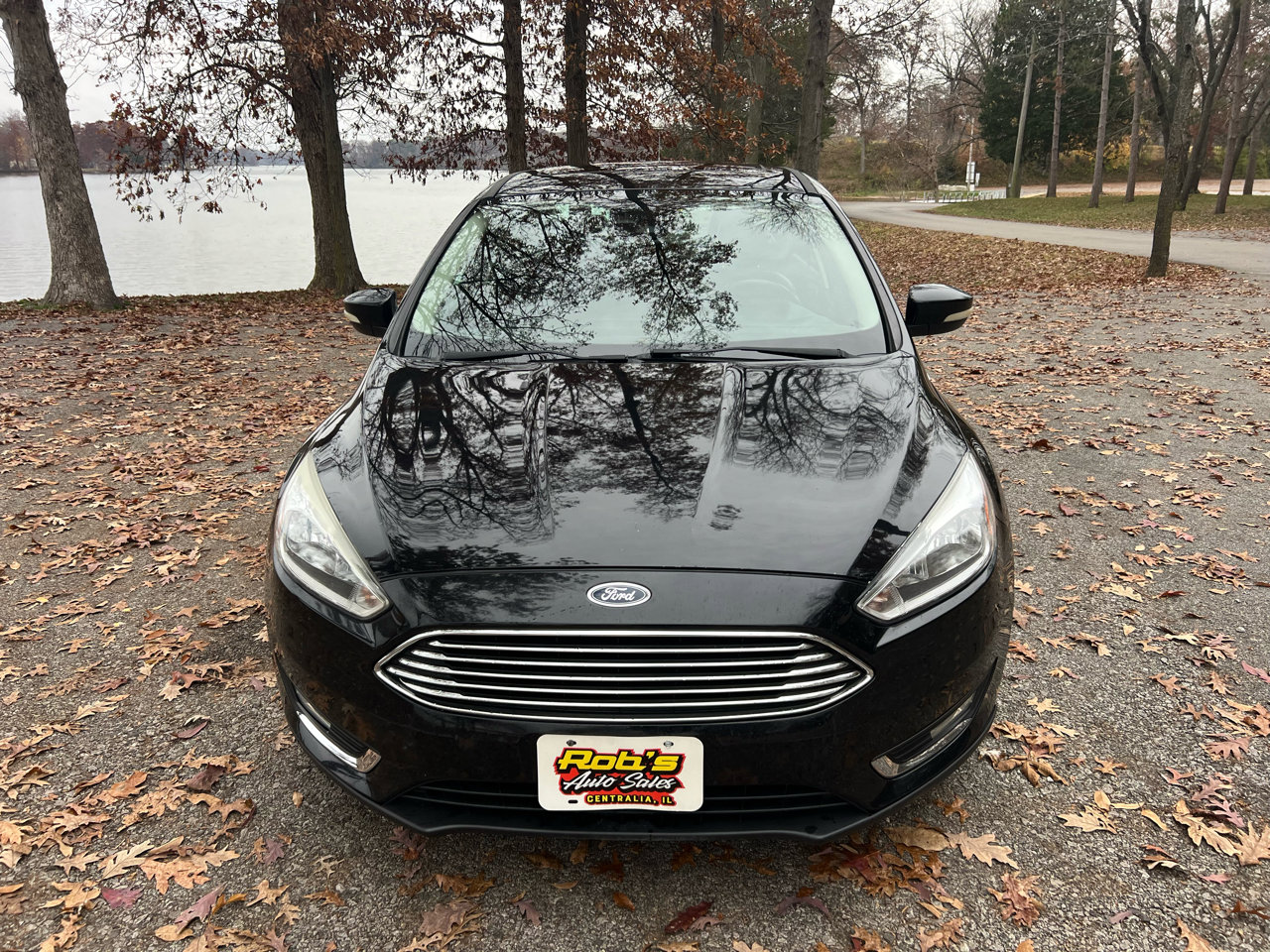 Used 2016 Ford Focus Titanium w/ Titanium Technology Package image 3