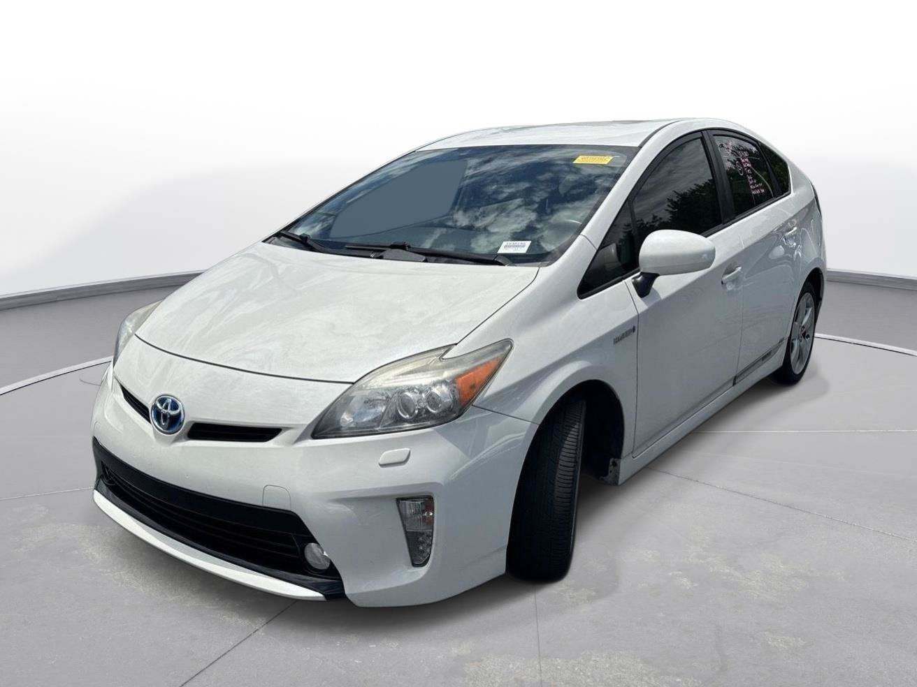 Used 2013 Toyota Prius Five FWD video 2