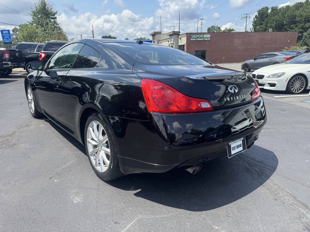 Used 2015 INFINITI Q60 Journey w/ Premium Package RWD image 4
