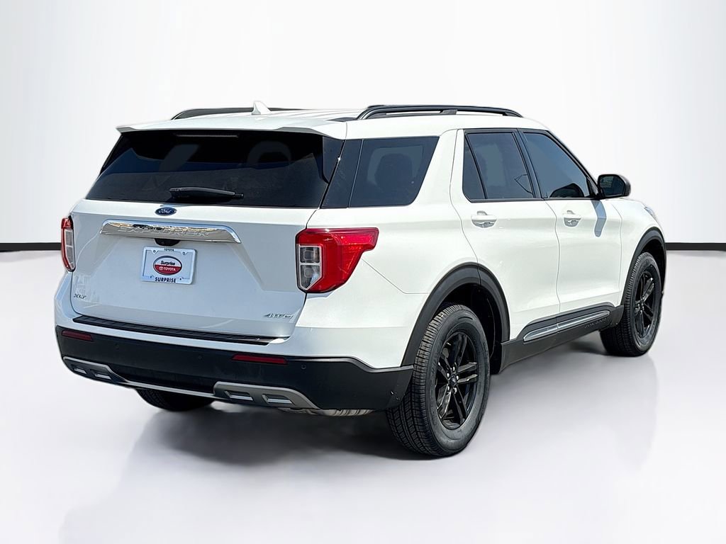 Used 2022 Ford Explorer XLT w/ Equipment Group 202A image 5