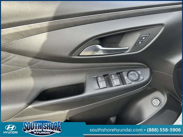 Used 2025 Buick Envista Sport Touring w/ Convenience I Package image 17