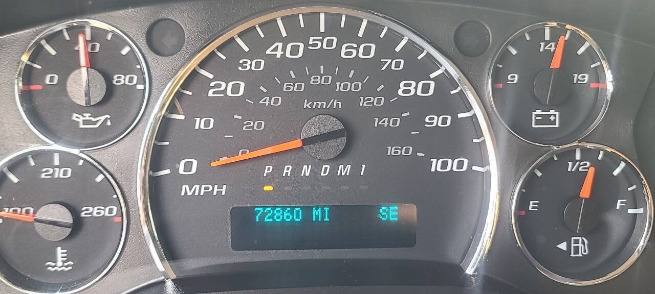 Used 2019 Chevrolet Express 3500 LT w/ LT Preferred Equipment Group RWD image 21