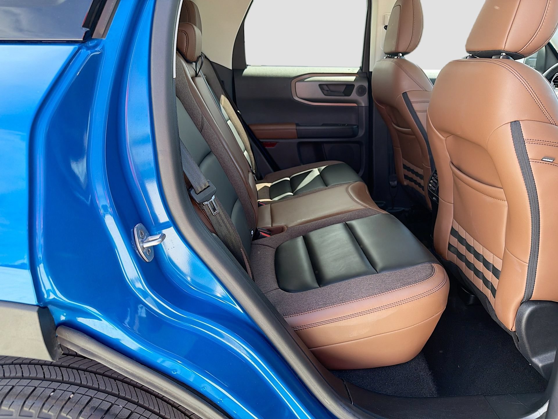 Certified 2025 Ford Bronco Sport Outer Banks w/ Outer Banks Tech Package+ AWD/4WD image 31