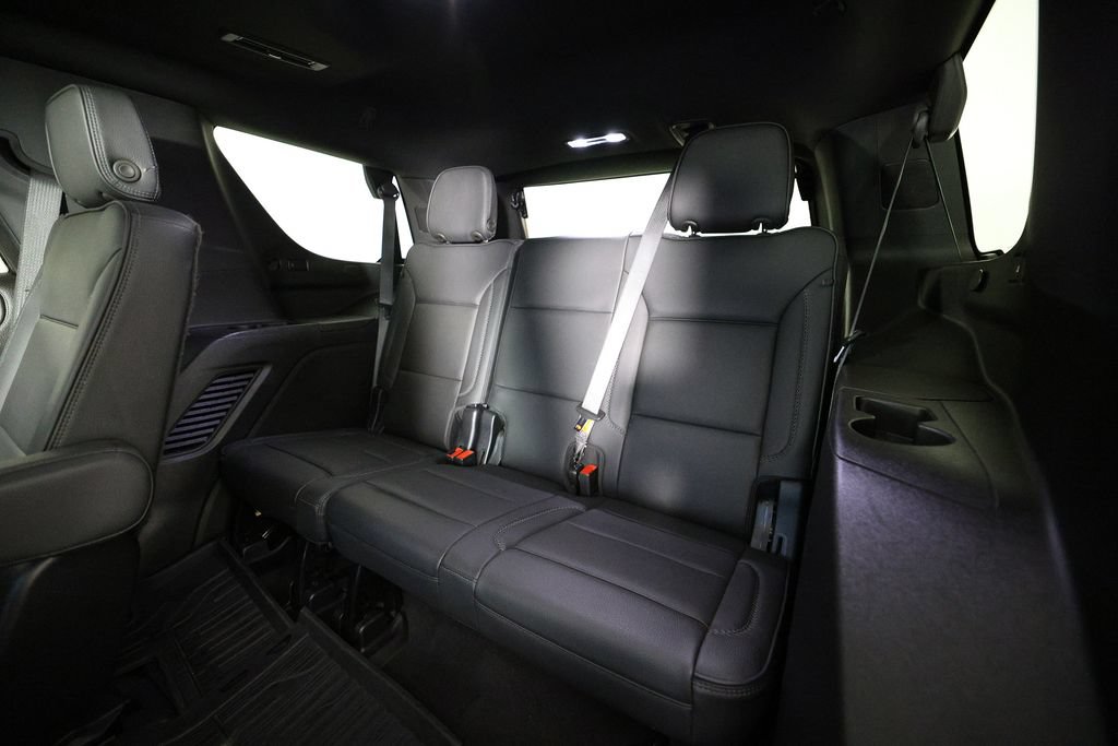 Used 2024 GMC Yukon Denali RWD image 16