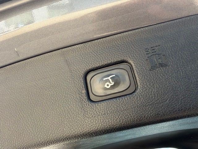 Used 2022 Ford Edge Titanium AWD/4WD image 18