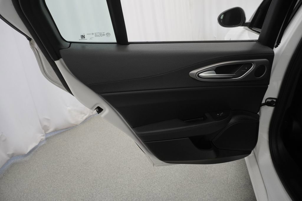 Used 2024 Alfa Romeo Giulia Ti w/ Active Assist Plus Package image 44