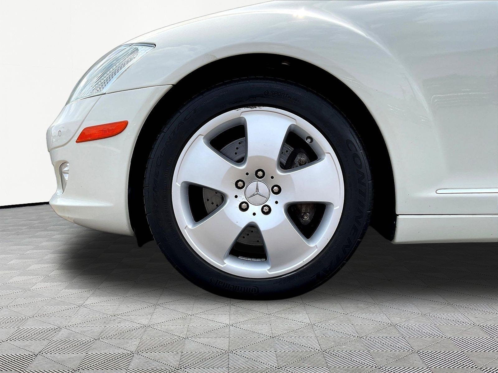Used 2007 Mercedes-Benz S 550 4MATIC image 32
