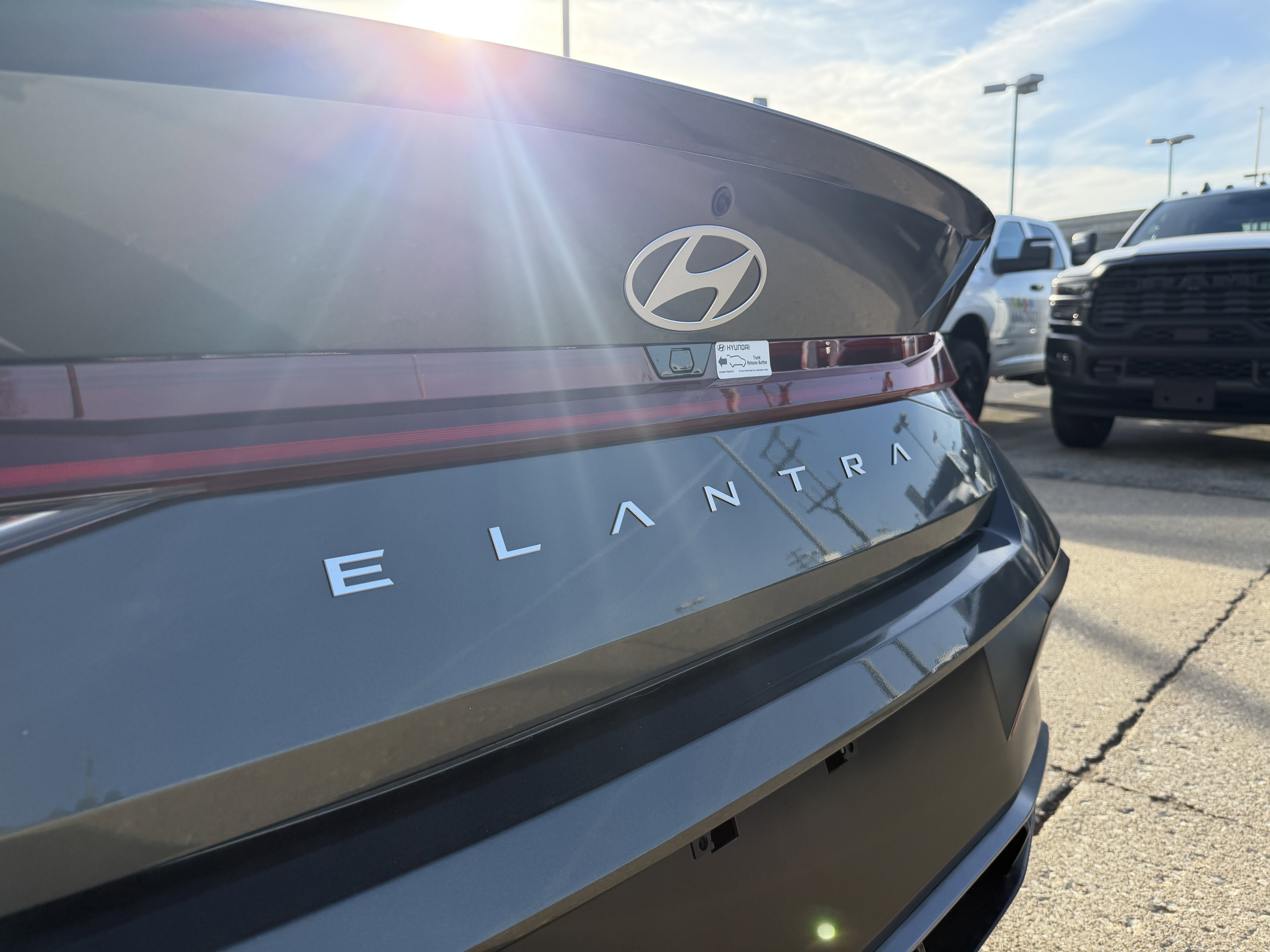 New 2026 Hyundai Elantra SEL Sport FWD image 8