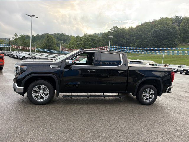 Used 2024 GMC Sierra 1500 SLE AWD/4WD image 9