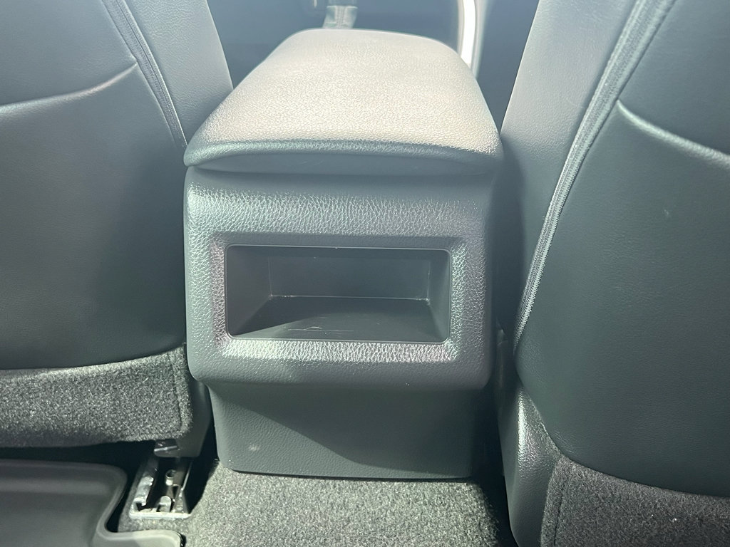 Used 2021 Toyota Camry SE image 26