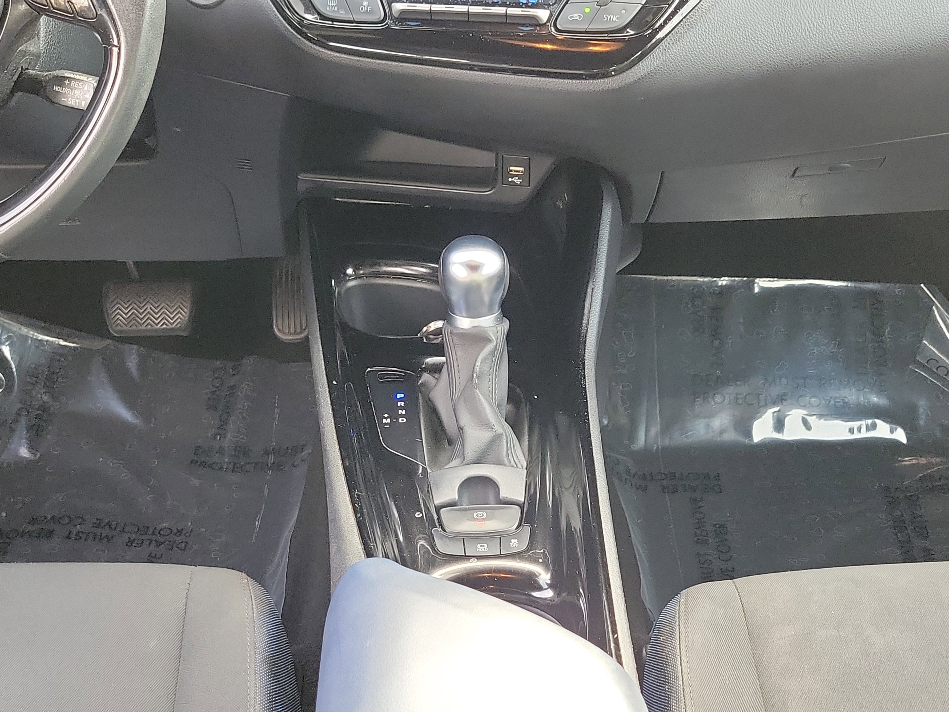 Used 2021 Toyota C-HR XLE FWD image 19