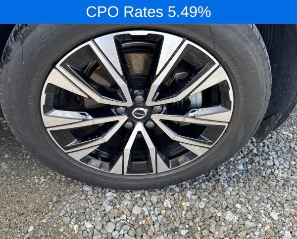 Used 2023 Volvo XC60 B5 Plus w/ Climate Package AWD/4WD image 16