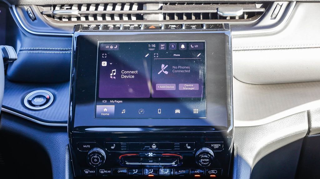 New 2025 Jeep Grand Cherokee Altitude image 15