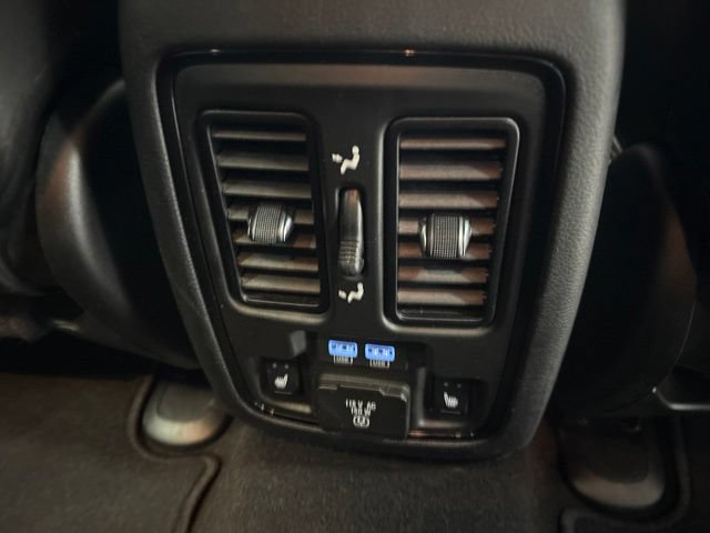 Used 2024 Dodge Durango GT RWD image 16