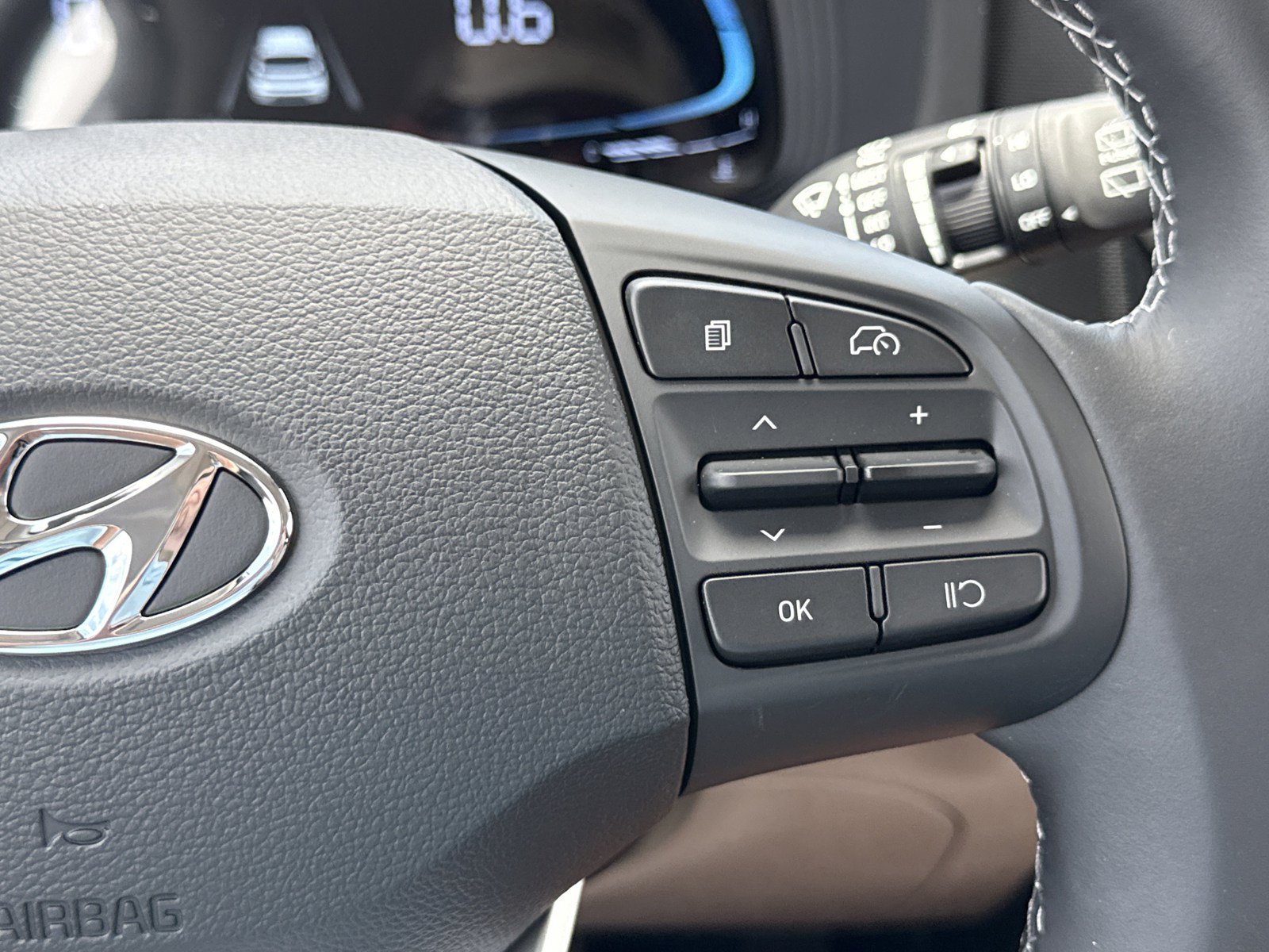 New 2026 Hyundai Venue SEL FWD image 21