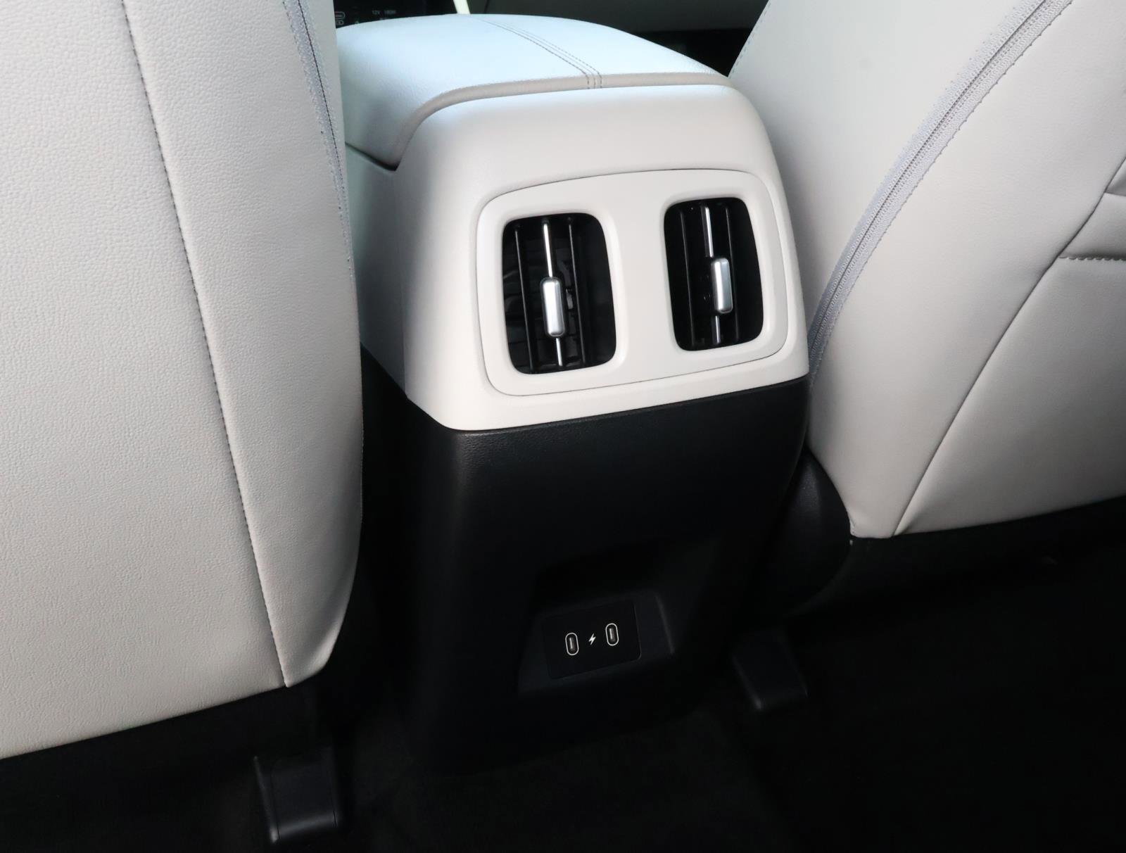 Certified 2025 Hyundai Tucson SEL image 13