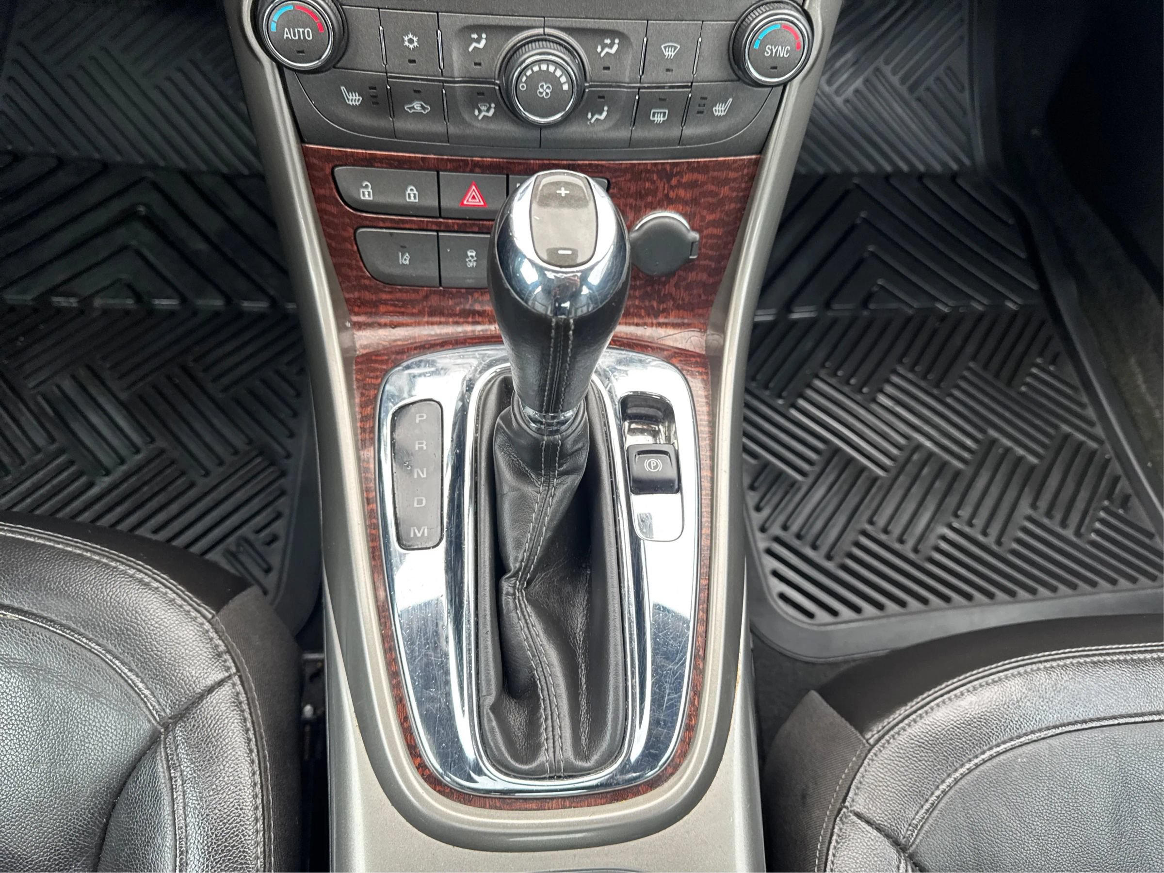 Used 2013 Chevrolet Malibu LTZ FWD image 31