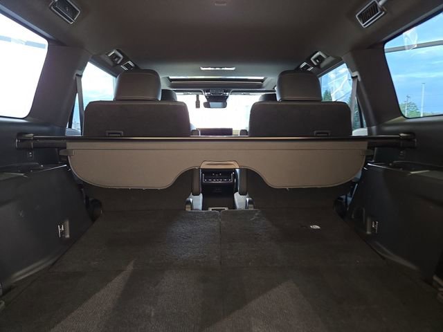 Used 2024 Lexus GX 550 w/ Accessory Package (2T) AWD/4WD image 35