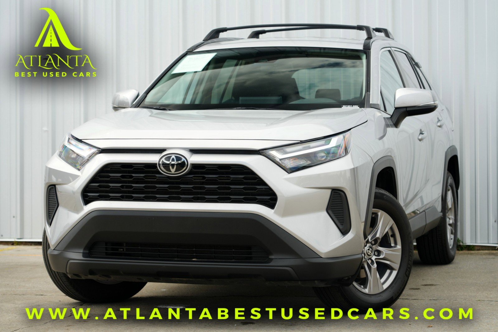 Used 2024 Toyota RAV4 XLE video 1