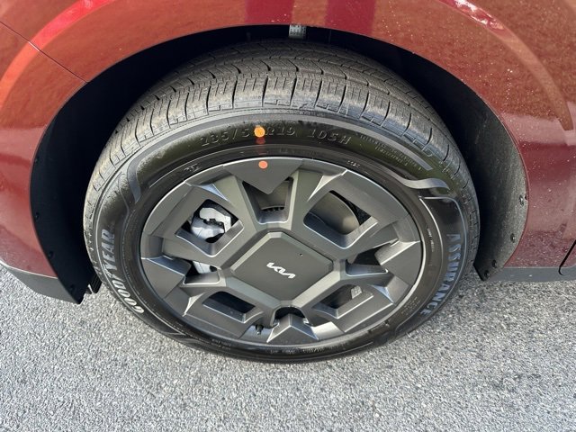 New 2026 Kia Carnival EX image 4