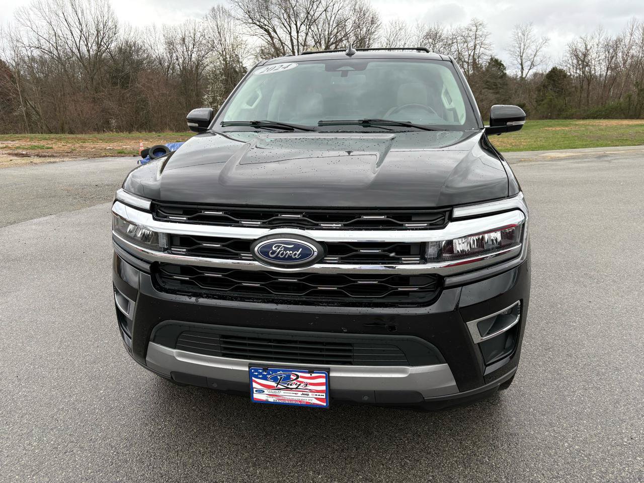 Certified 2024 Ford Expedition Limited AWD/4WD image 8