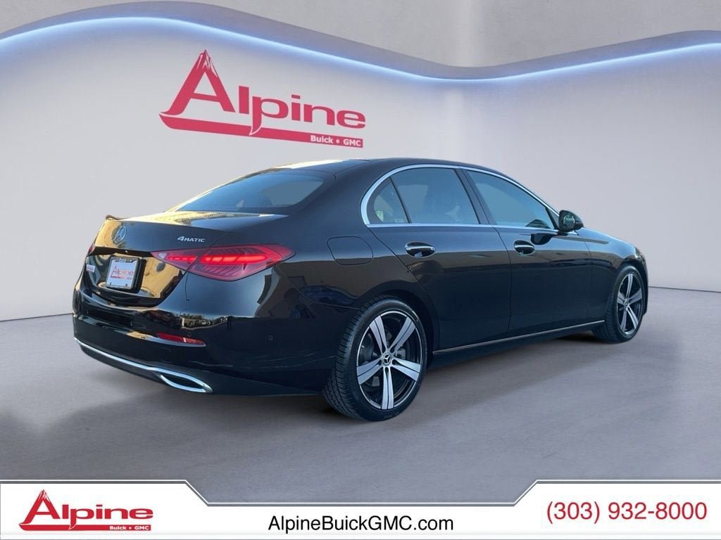 Used 2025 Mercedes-Benz C 300 4MATIC Sedan image 5