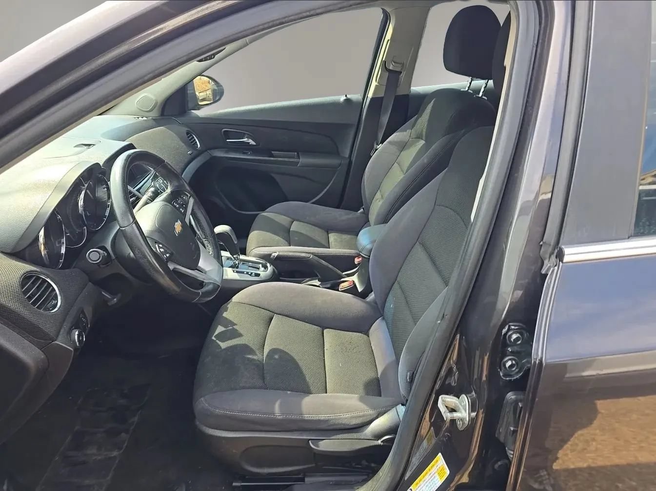 Used 2014 Chevrolet Cruze LT w/ RS Package FWD image 20