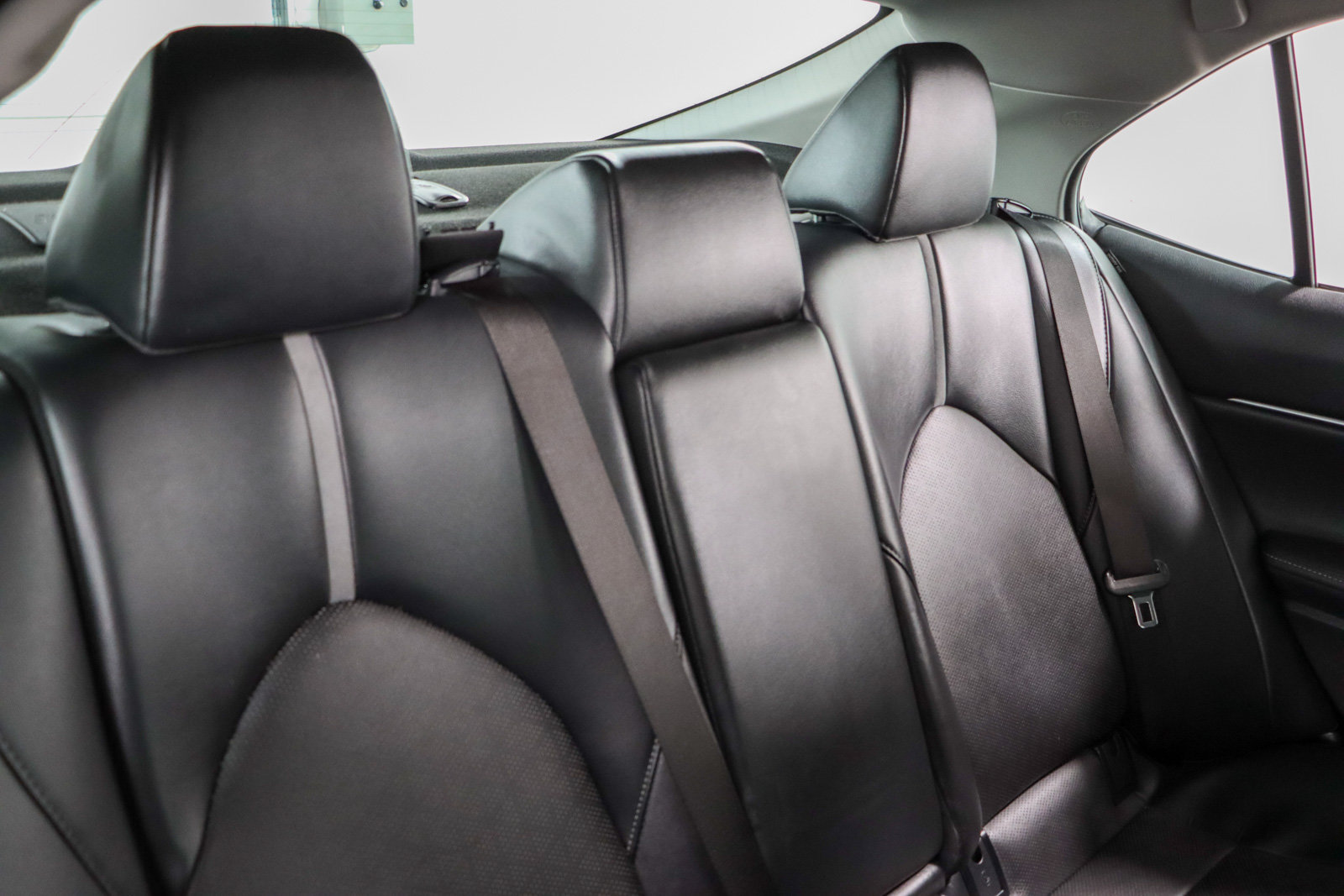 Used 2024 Toyota Camry XSE FWD image 27