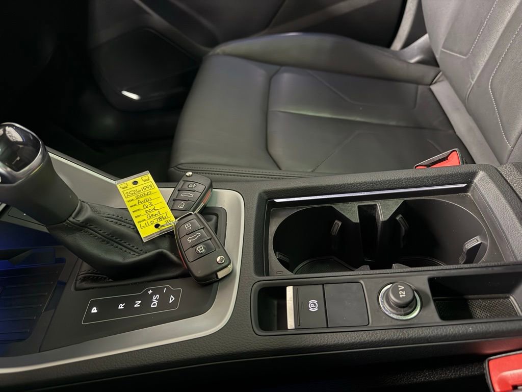 Used 2020 Audi Q3 2.0T Prestige AWD/4WD image 15