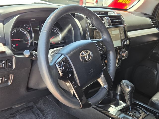 Used 2022 Toyota 4Runner TRD Off-Road Premium w/ Moonroof Package AWD/4WD image 18