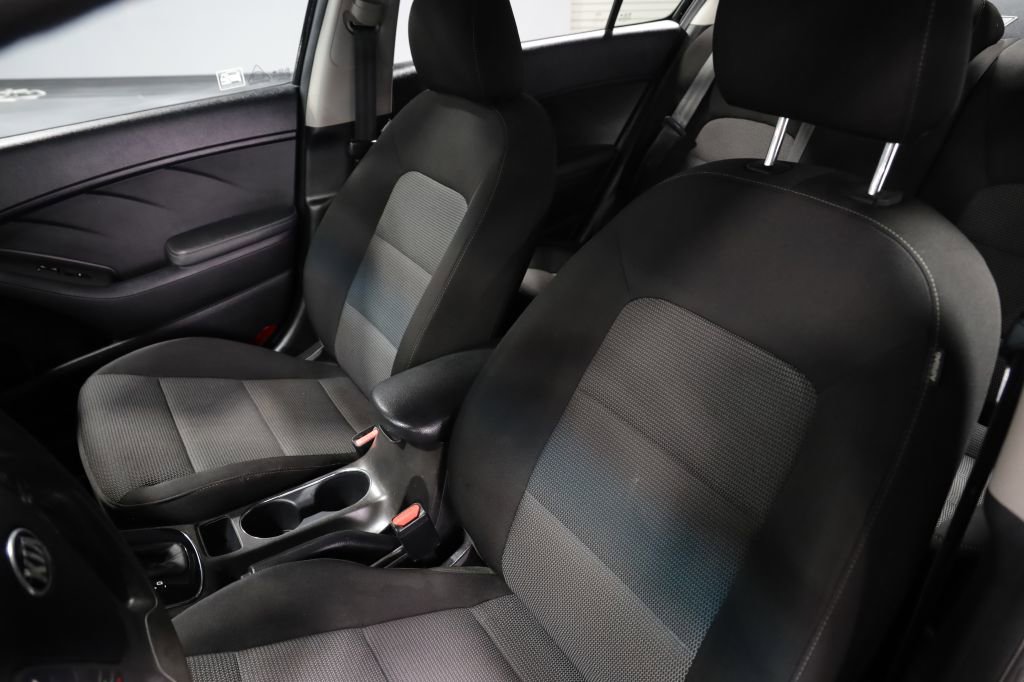 Used 2018 Kia Forte LX image 13