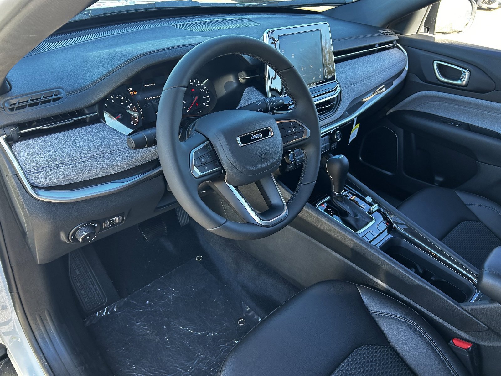 New 2026 Jeep Compass Latitude image 15