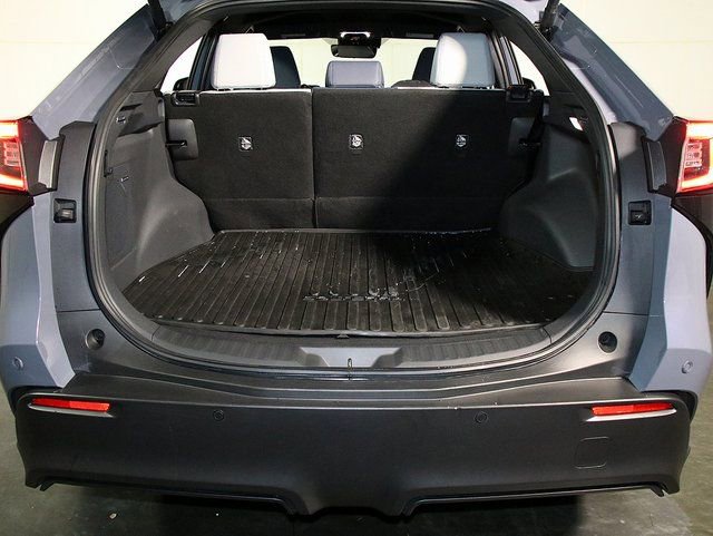 Used 2023 Subaru Solterra Limited image 31