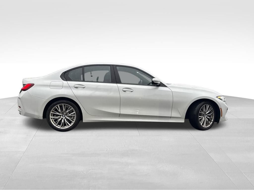 Used 2023 BMW 330i Sedan image 11