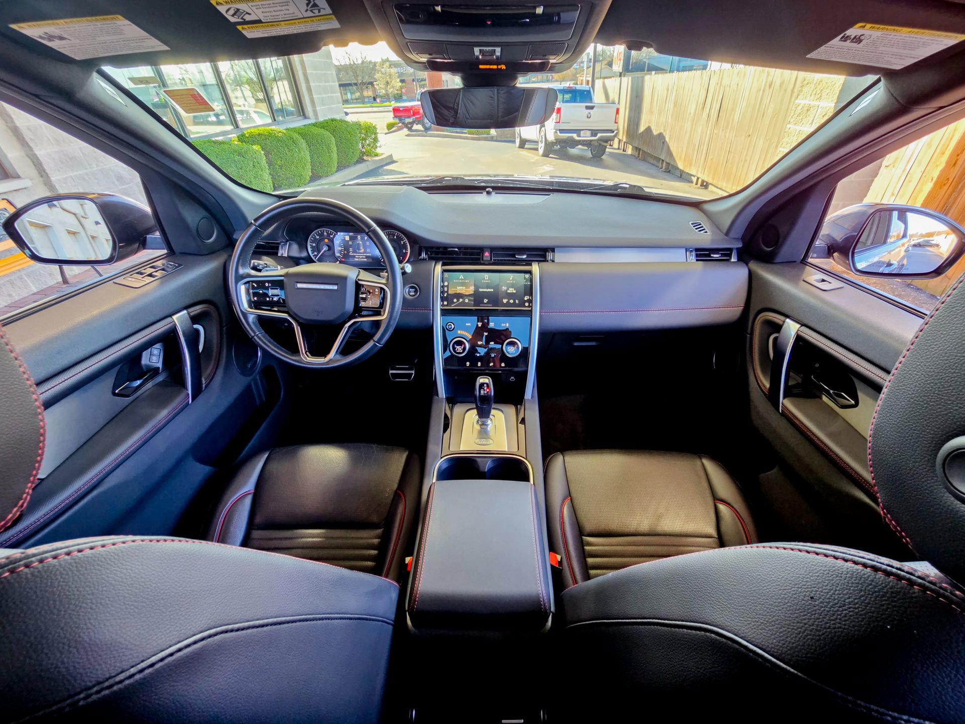 Used 2023 Land Rover Discovery Sport S R-Dynamic image 2